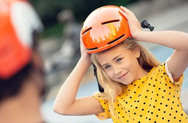Детский защитный шлем