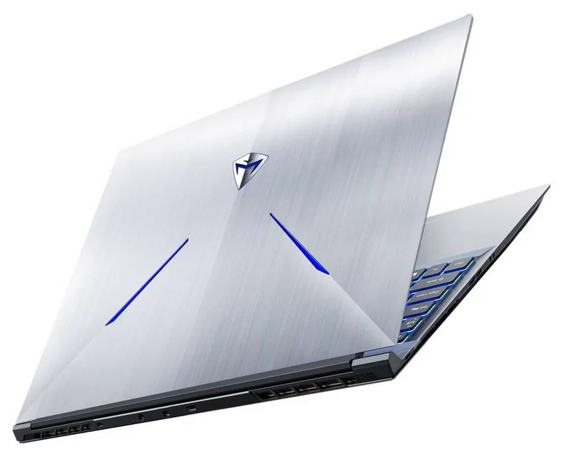 Верхняя крышка серебристого ноутбука Machenike L15