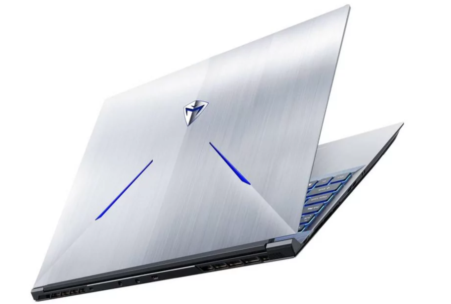 Серебристый ноутбук с рисунком на верхней крышке