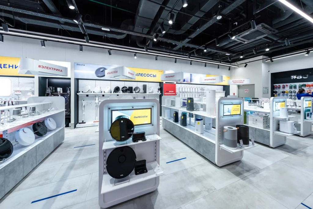 Выставка с пылесосами и увлажнителями