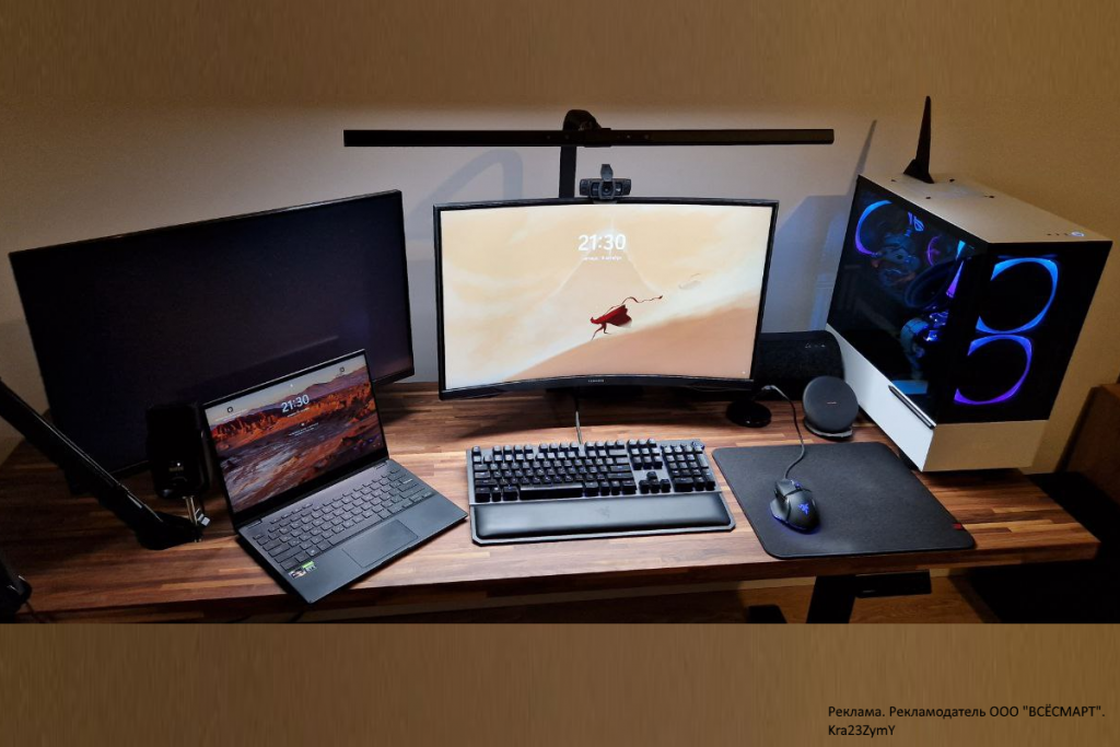 Компьютер ноутбук моноблок и системный блок на столе